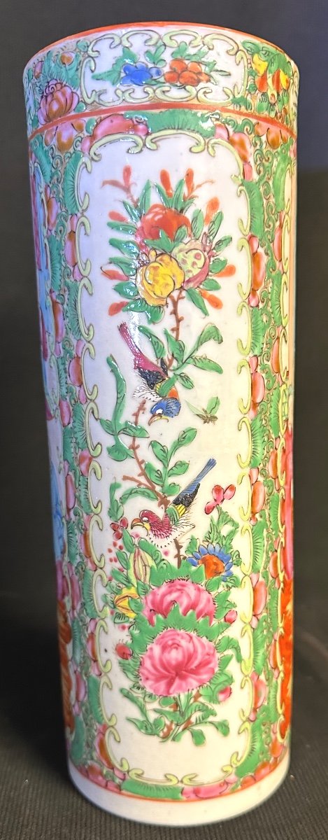 Vase rouleau XIXe en porcelaine de Canton très bon état -photo-1
