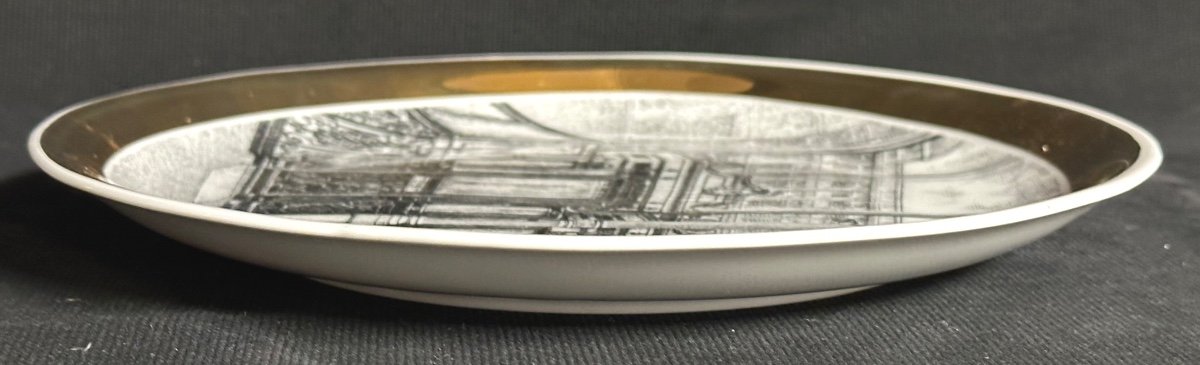 Piero Fornasetti 2913-1988 Gli Ascensori Porcelain Plate With Gold Rim Elevator -photo-1