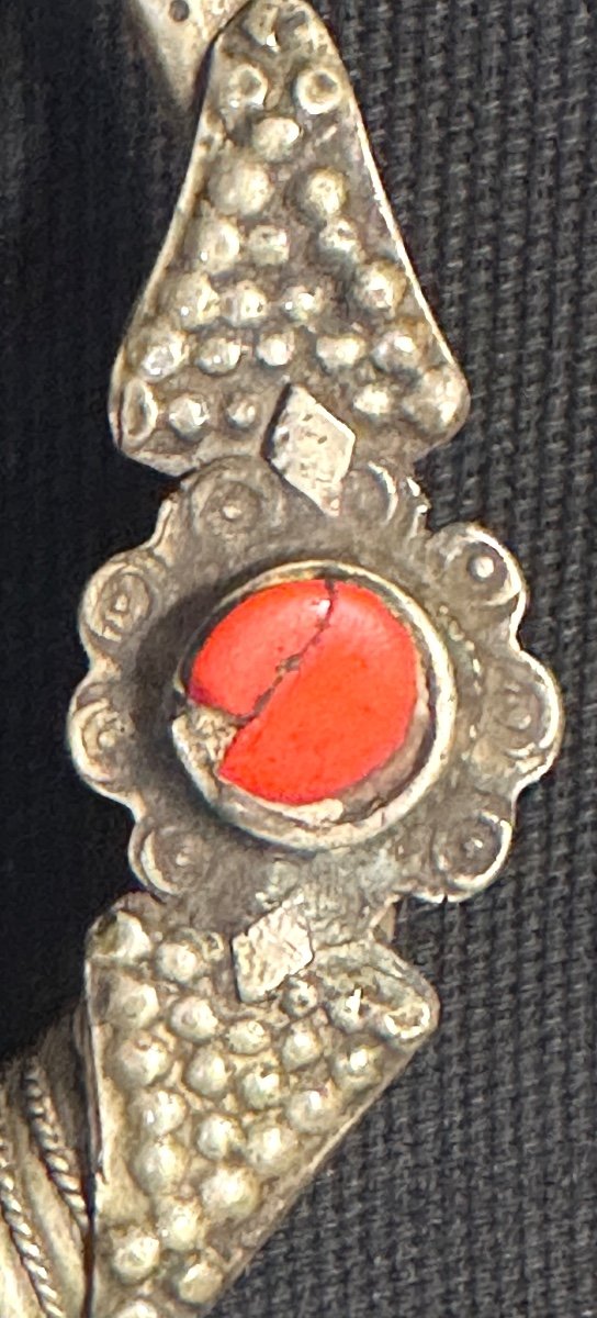 Important collier Torque en métal et cabochons Ancien travail tribal  Afghanistan Asie Centrale-photo-1