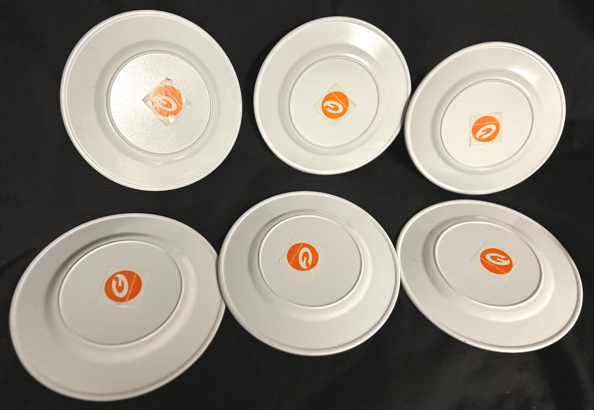Suite Of 6 1970 Design Plates In Polycarbonate Artist Exhibition Colors /1-photo-5