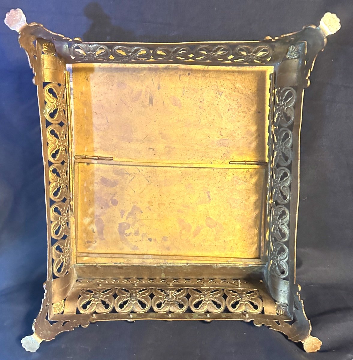 Lutrin Thabor porte bible XIXe en bronze doré Neo Gothique  pour livre de messe église-photo-3