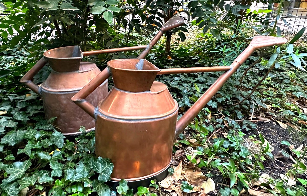 Rare Pair Of 19th Century Copper Watering Cans In Very Good Condition Garden X2 Watering Can