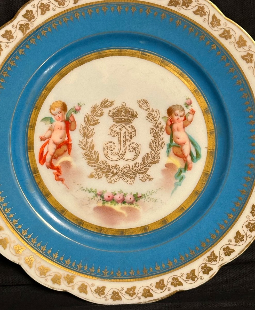 Assiette du Service du Roi Louis Philippe Château des Tuileries aux Amours  Sèvres vers 1846-photo-3