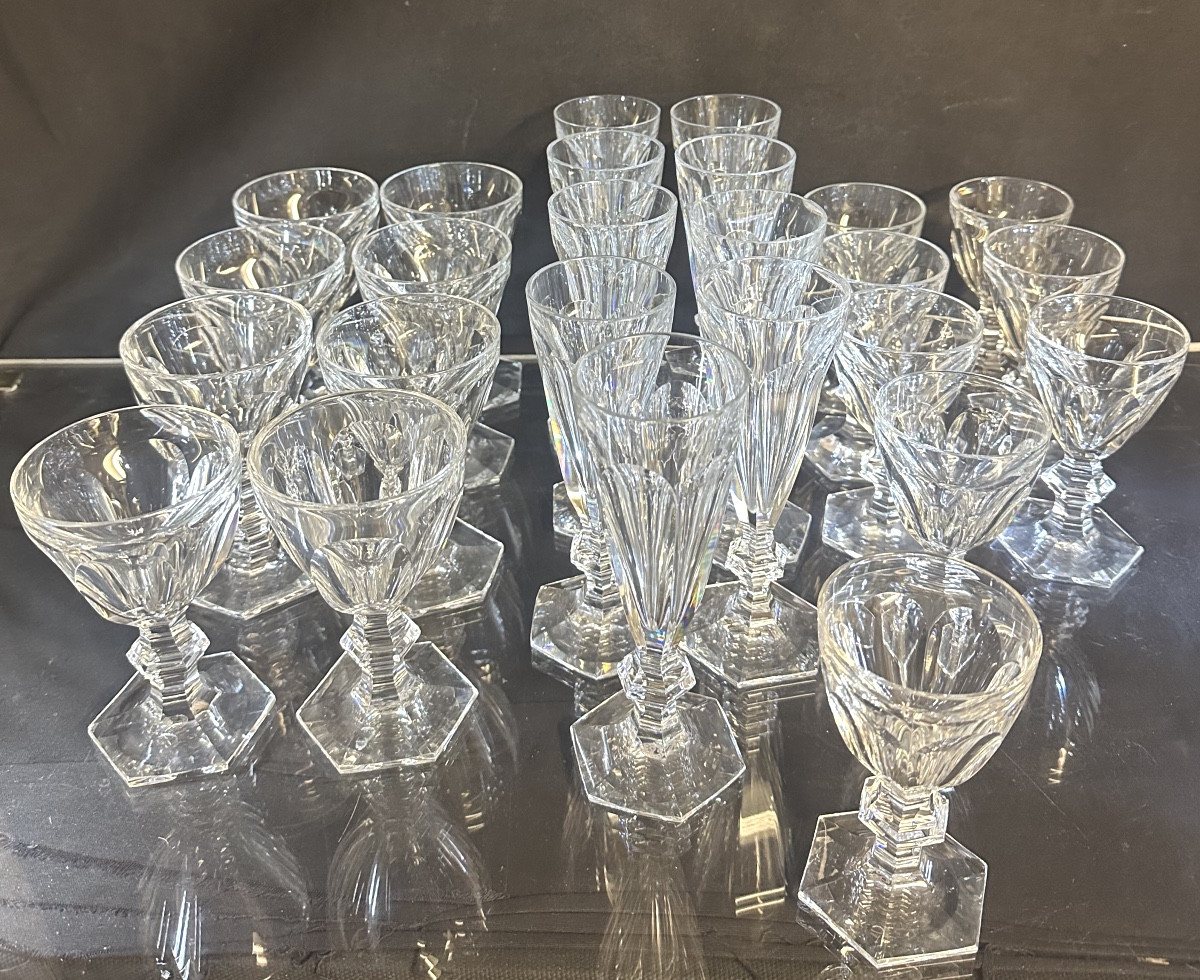 BACCARAT HARCOURT 25 verres cristal 13 flûtes 12 verres eau 12 verres vin en Parfait état -photo-5