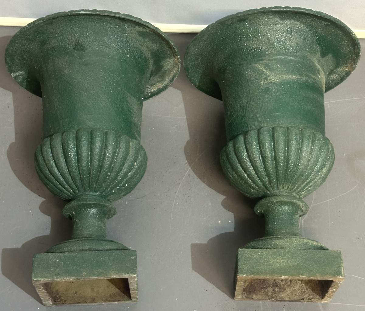 Paire de grandes vasques de Jardin en fonte XIXe 50kgs  49cm en très bon état /2-photo-2
