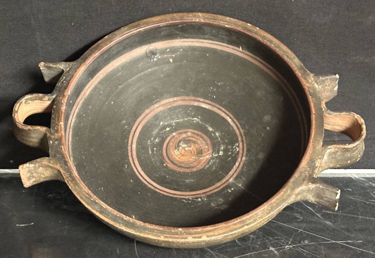 Etruscan Ceramic Cup With Handles On A Heel Decorated With Circular Lines, 4th Century Bc, Good Condition -photo-2