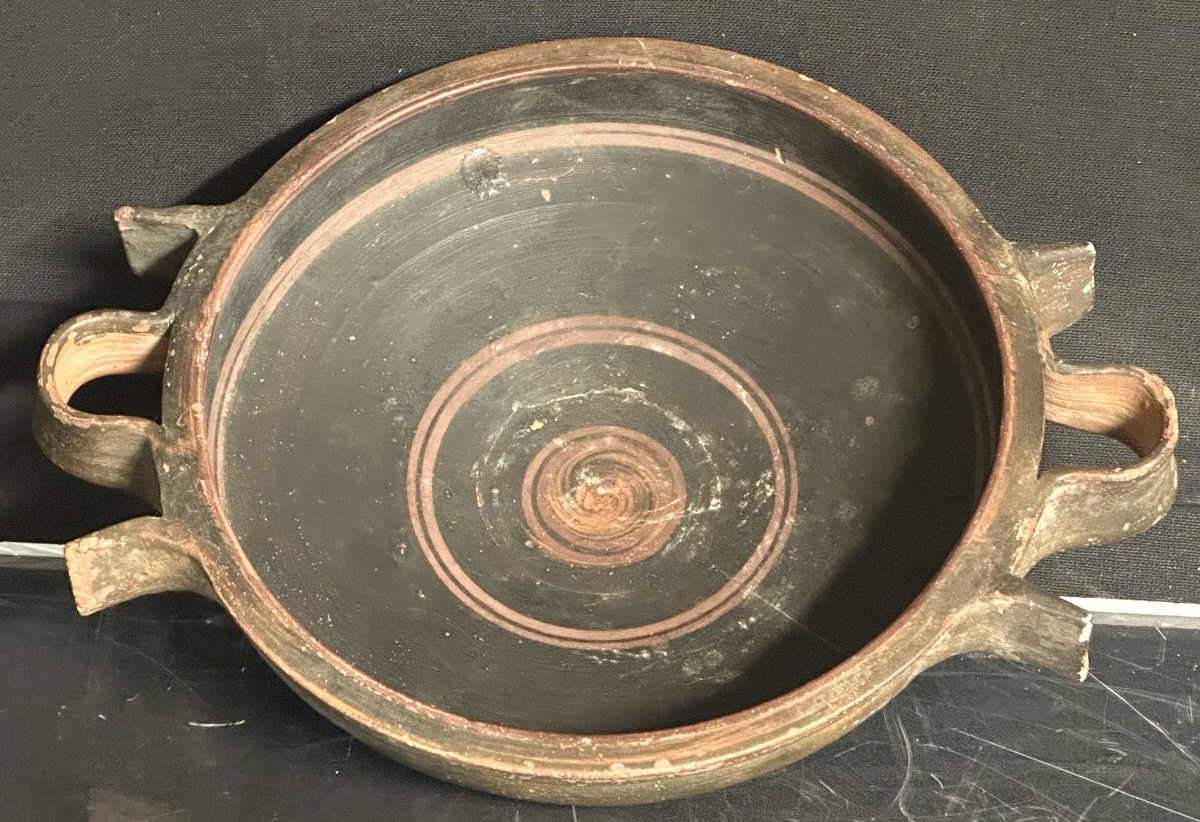 Etruscan Ceramic Cup With Handles On A Heel Decorated With Circular Lines, 4th Century Bc, Good Condition 