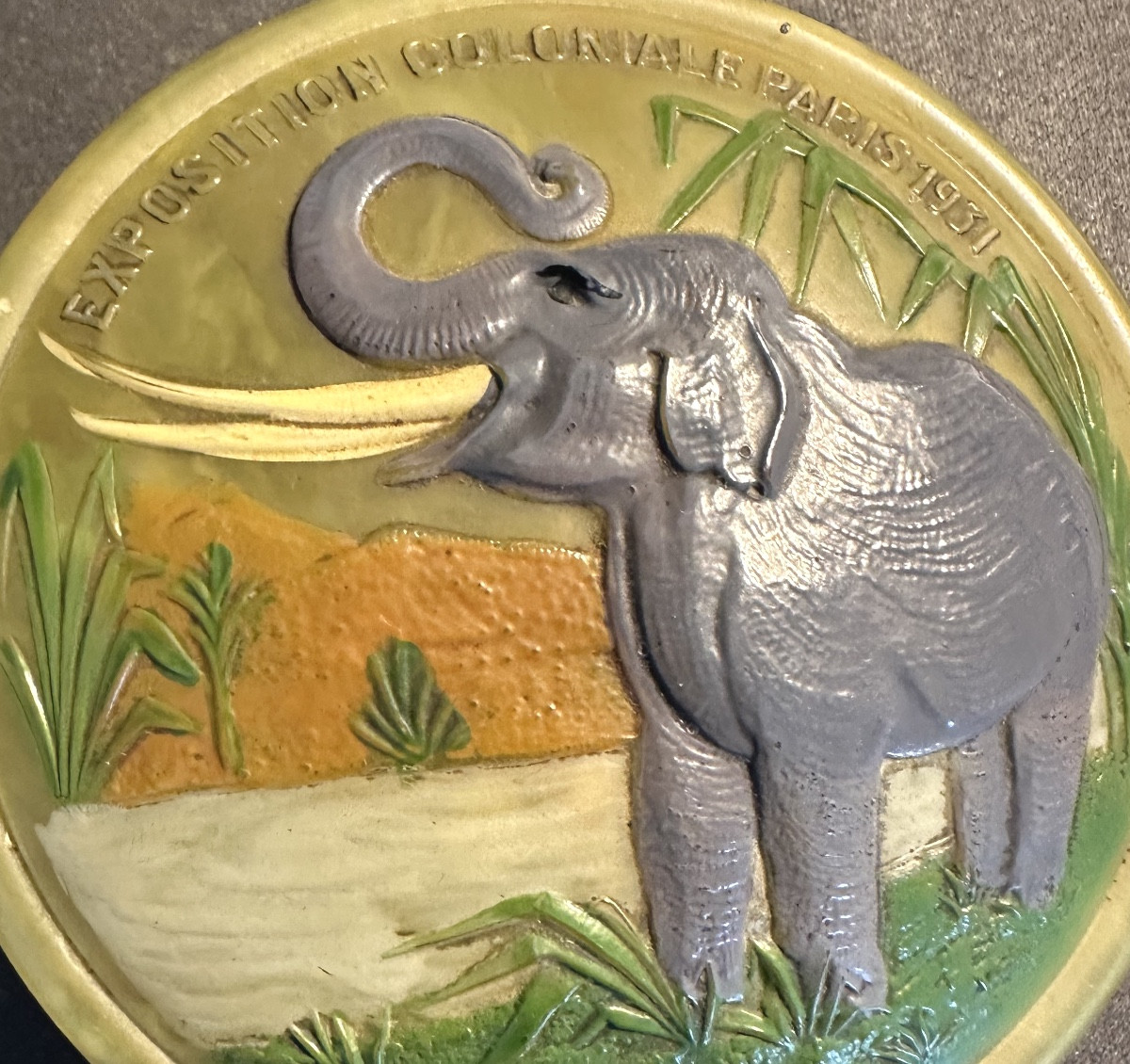 Rare Box Colonial Exhibition Paris 1931 In Bakelite Perfect Condition Elephant -photo-1