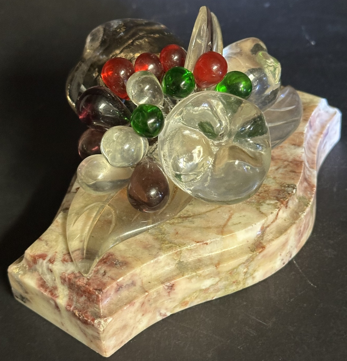 Centre de table soclé cristal polychrome attribué à BAGUES Fruits multicolores -photo-1