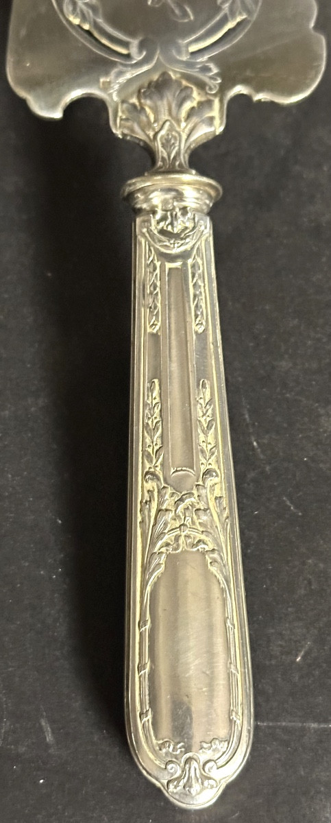 Pelle à tarte en écrin en très bon état métal argenté gravé et ajouré Vers 1900-photo-4