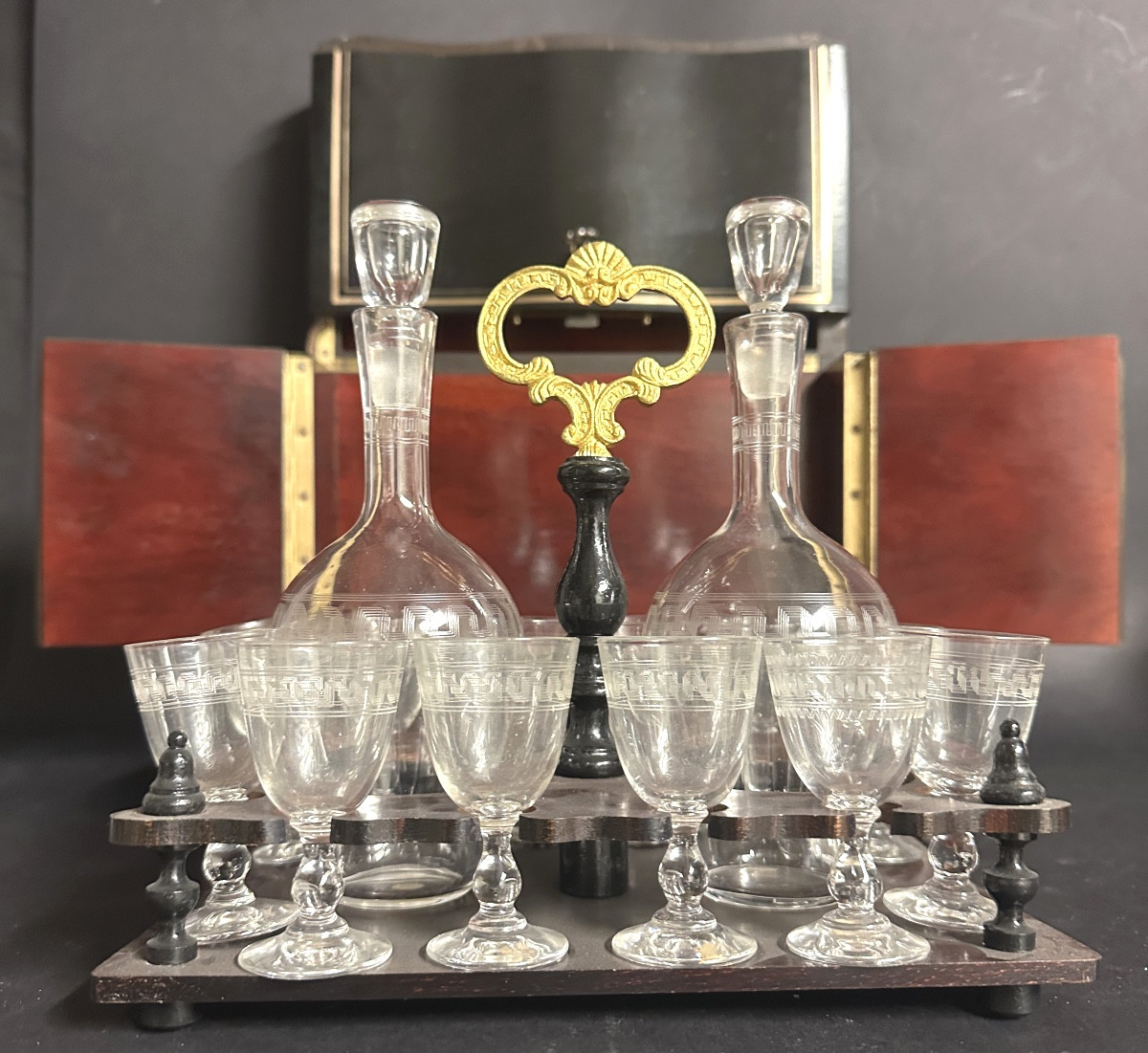 Cave à liqueur XIXe Baccarat signé complète avec clef et très bon état Napoléon III-photo-2