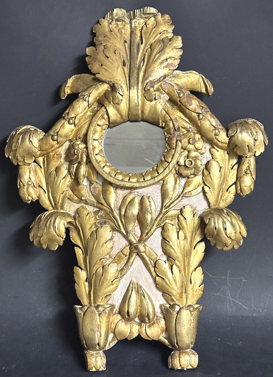 Grand miroir XVIIIe en bois doré 55cm
