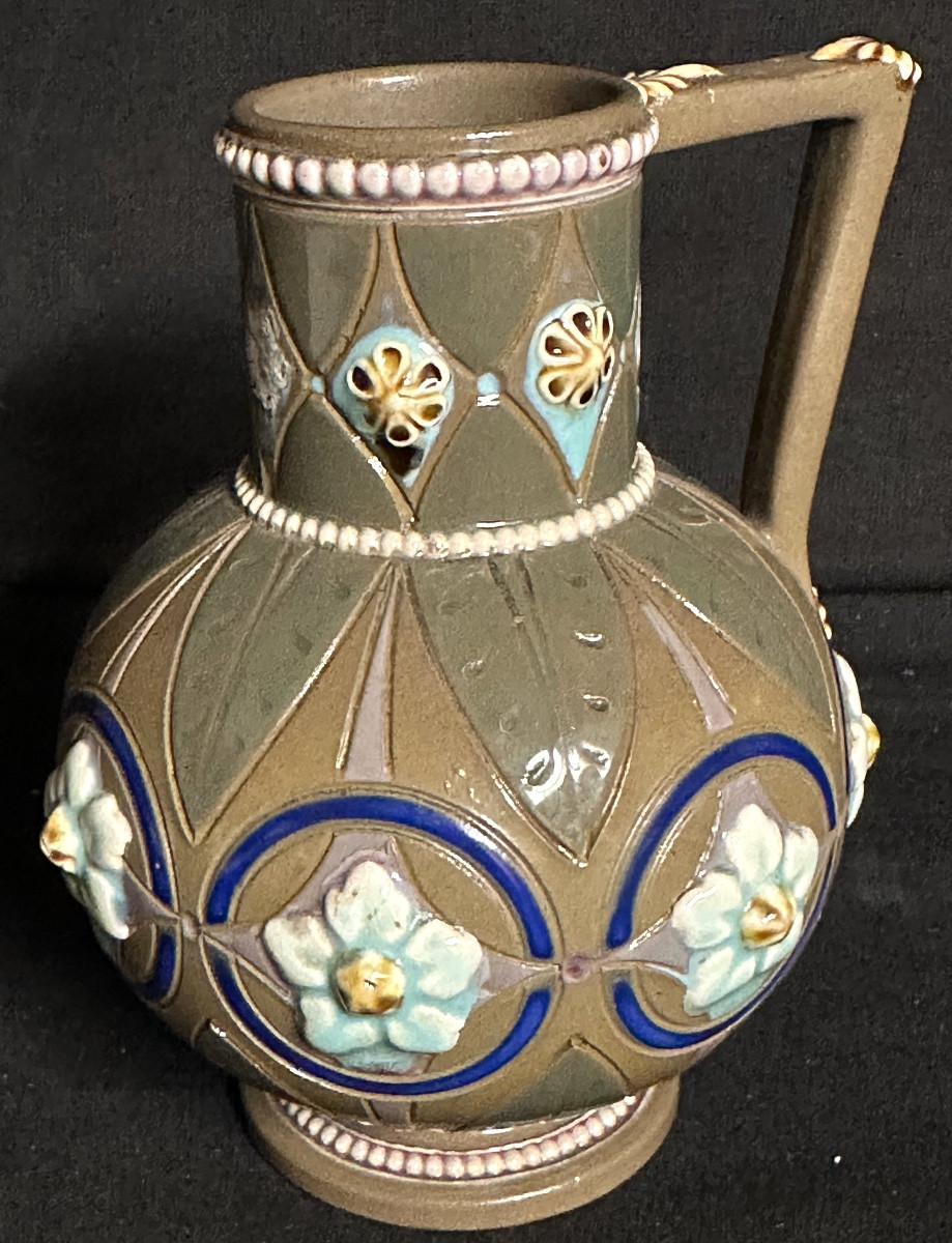 Sarreguemines Rare 19th Century Pitcher In Polychrome Enamelled Stoneware