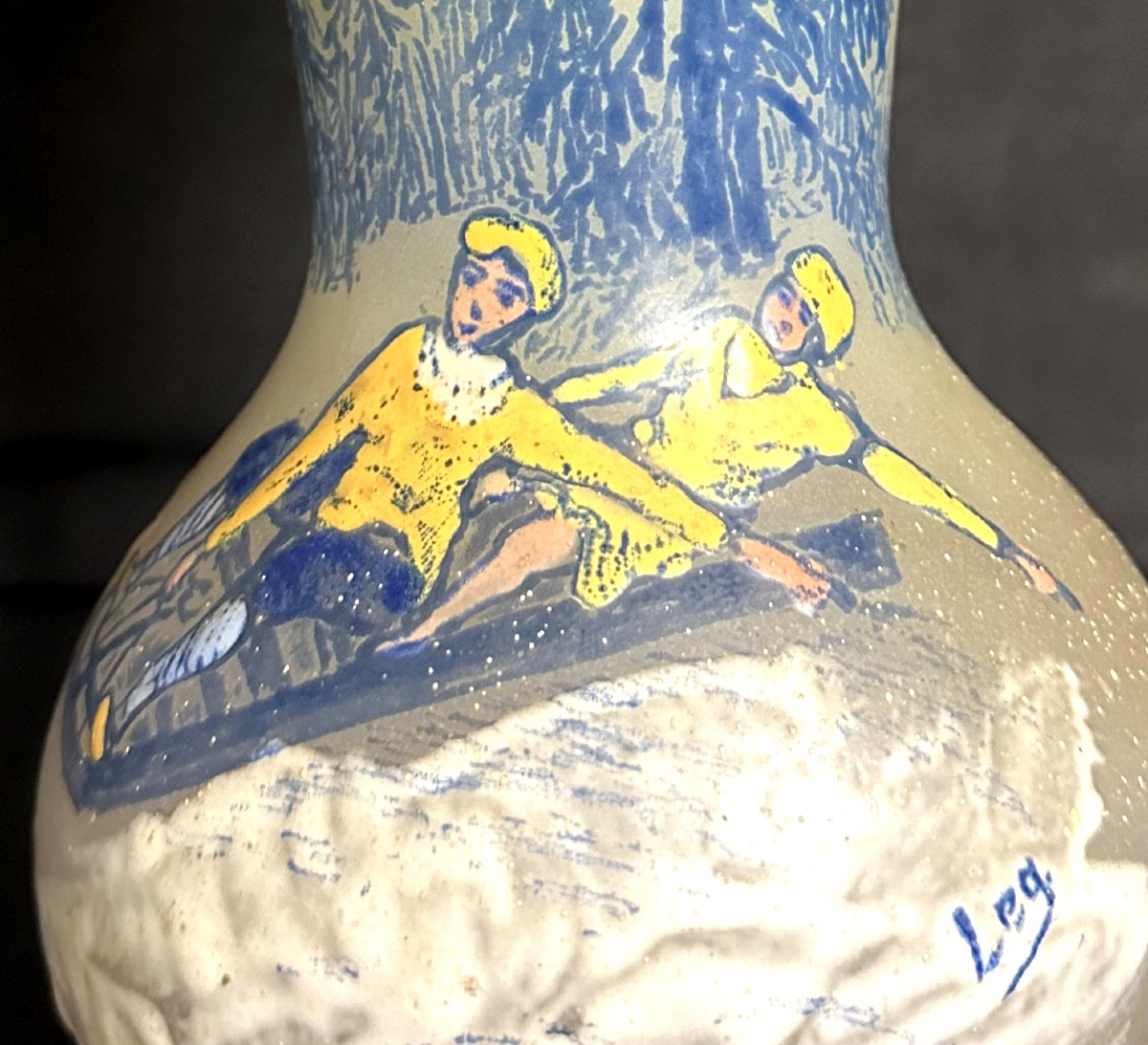 Rare Legras Bobsleigh Vase Signed In Enameled Glass Snow Sled Mountain Alps /1-photo-2