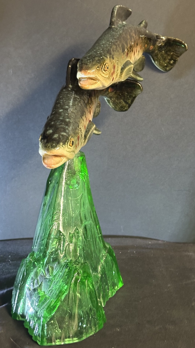 Raymond Gangloff 20th Century, 2 Signed Trout Figurines On Pedestals, Polychrome Earthenware On A Glass Base, 38 Cm-photo-4