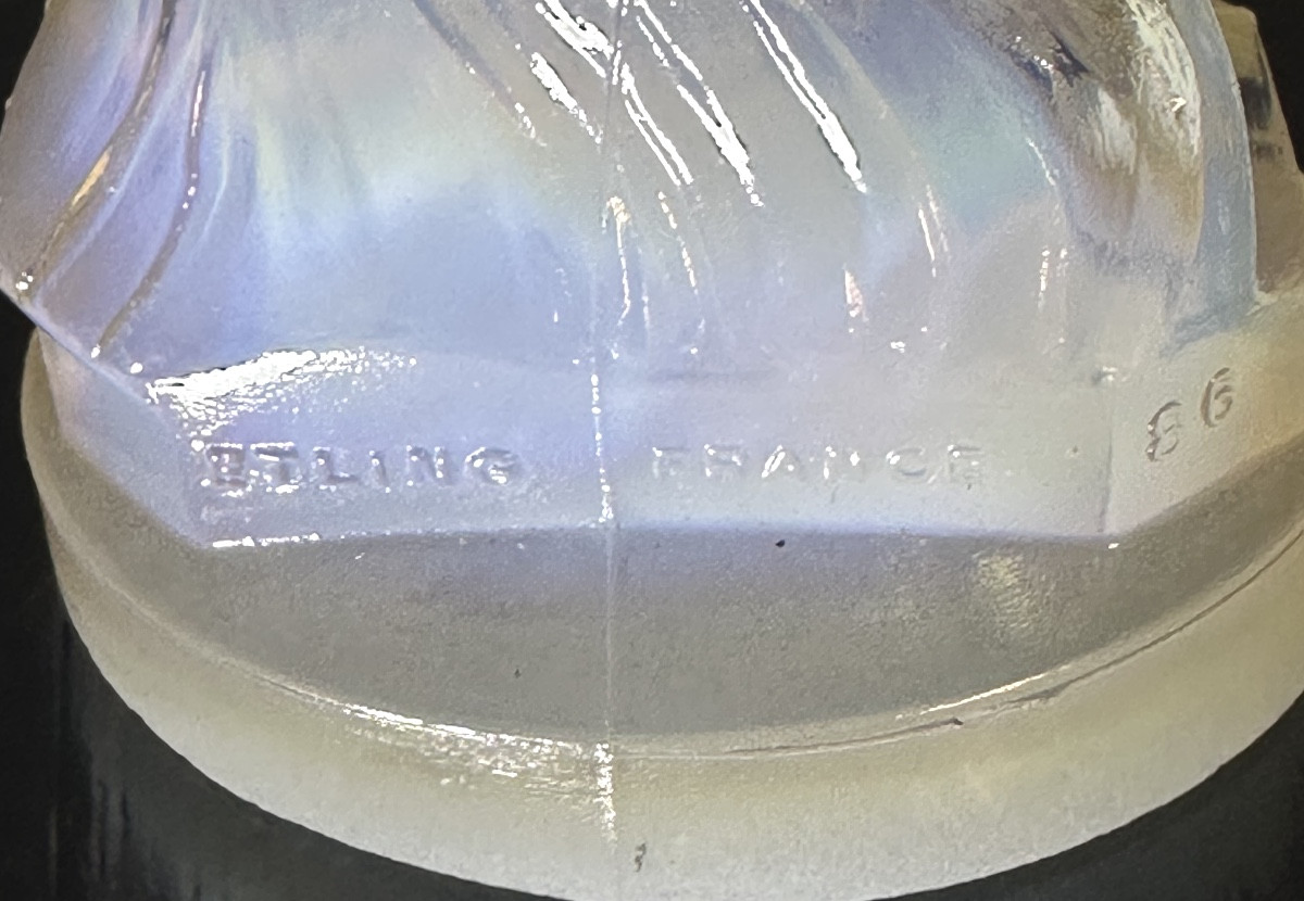 ETLING France Lampe Statuette 1932 en verre opalescent Art Deco signé en très bon état -photo-4