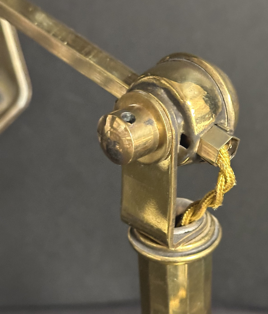 Rare Art Deco Gold Pirouett Lamp With Cloud-shaped Glass Shades And A 1930s Living Room Base In Very Good Condition-photo-6