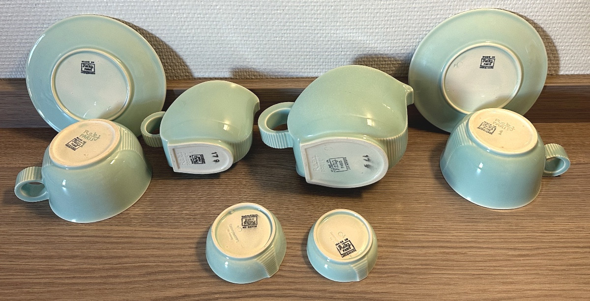 Robj Rare Art Deco Tea And Coffee Service, Circa 1930, In Fine Glazed Earthenware, Luxembourg. In Very Good Condition.-photo-1