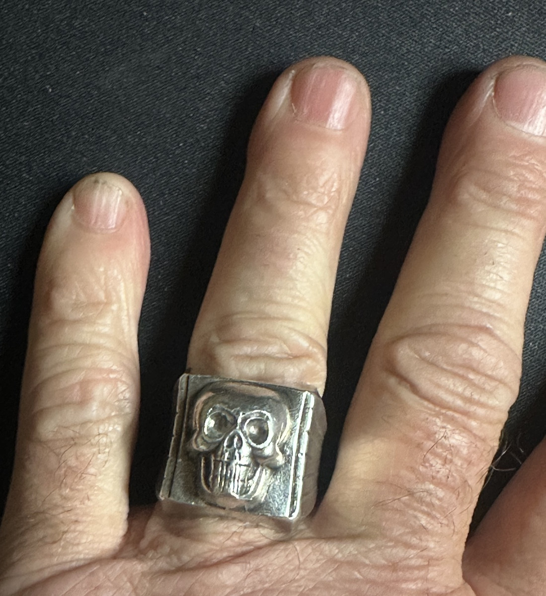 Antique Vanity Ring 1940 Memento Mori Silvered Bronze Skull Death's Head 61/62-photo-6