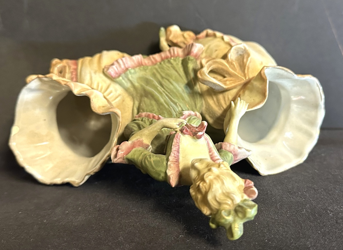 Bouquetière double ÉLÉGANTE en biscuit de porcelaine 1900-photo-1