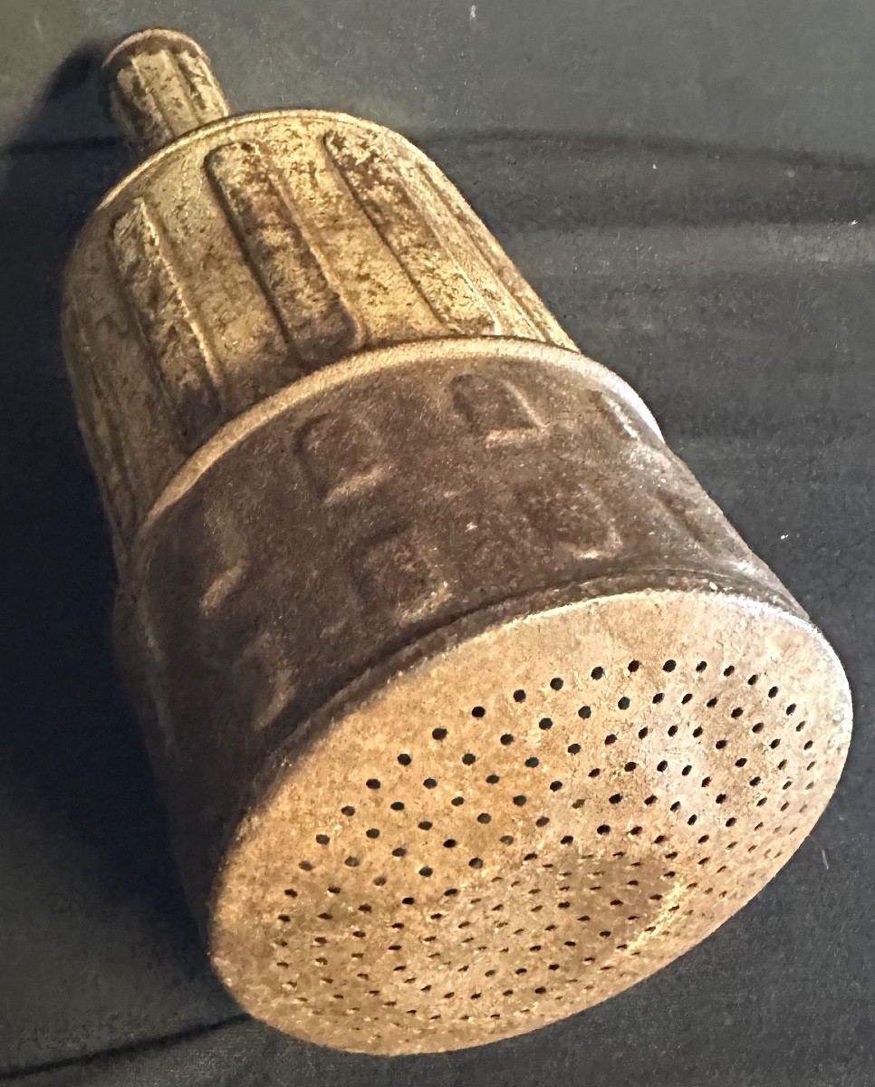 Rare Metal Chocolate Shaker/cocoa Shaker, Late 19th Century, For A Chocolate And Pastry Shop. -photo-3