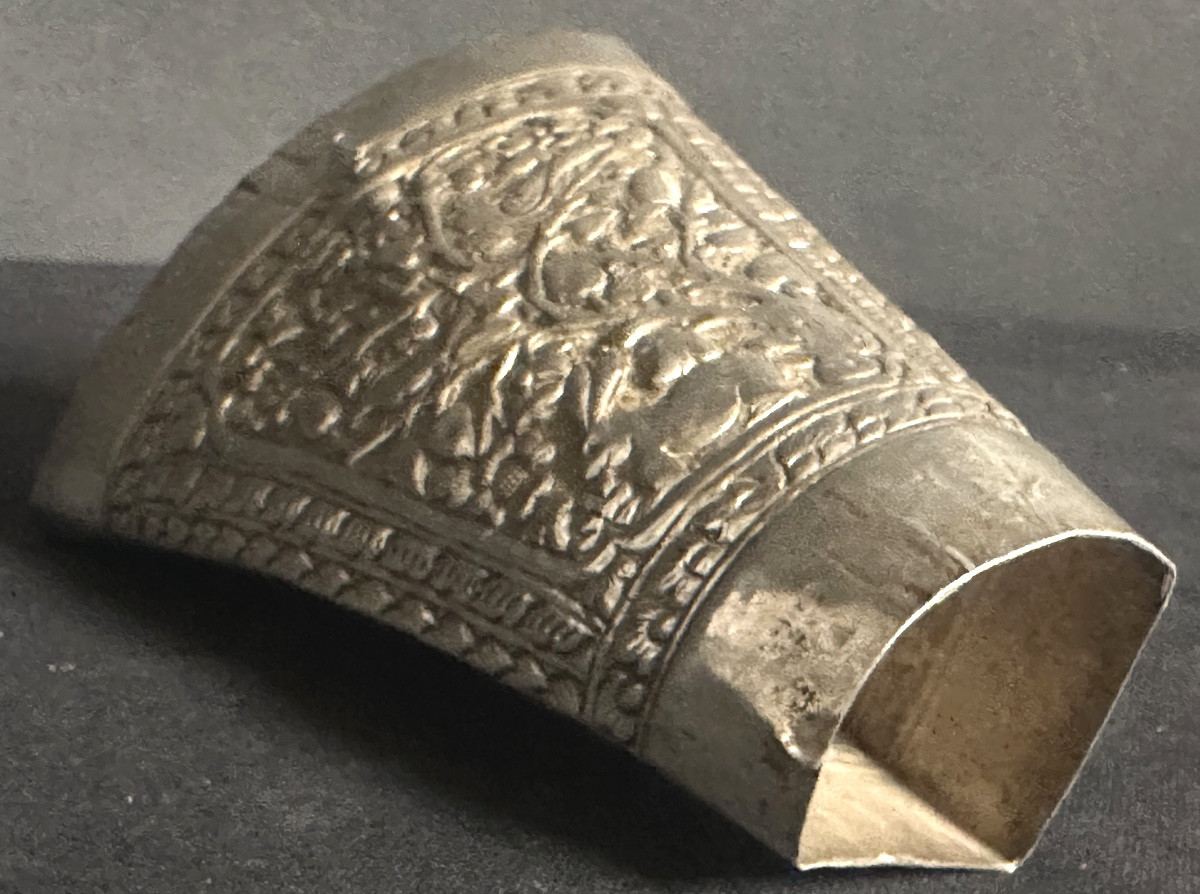 Étui en argent repoussé pour feuilles de Betel Asie du sud est fin 19e Laos Malaisie Thaïlande -photo-3