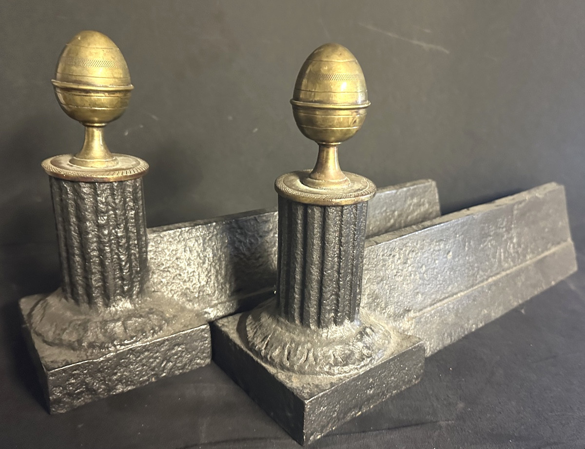 Pair Of 19th-century Louis XVI Neoclassical Andirons In Bronze And Cast Iron-photo-3