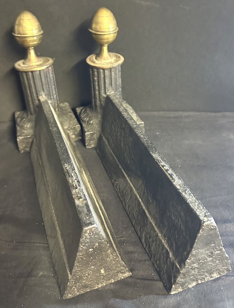 Pair Of 19th-century Louis XVI Neoclassical Andirons In Bronze And Cast Iron-photo-1