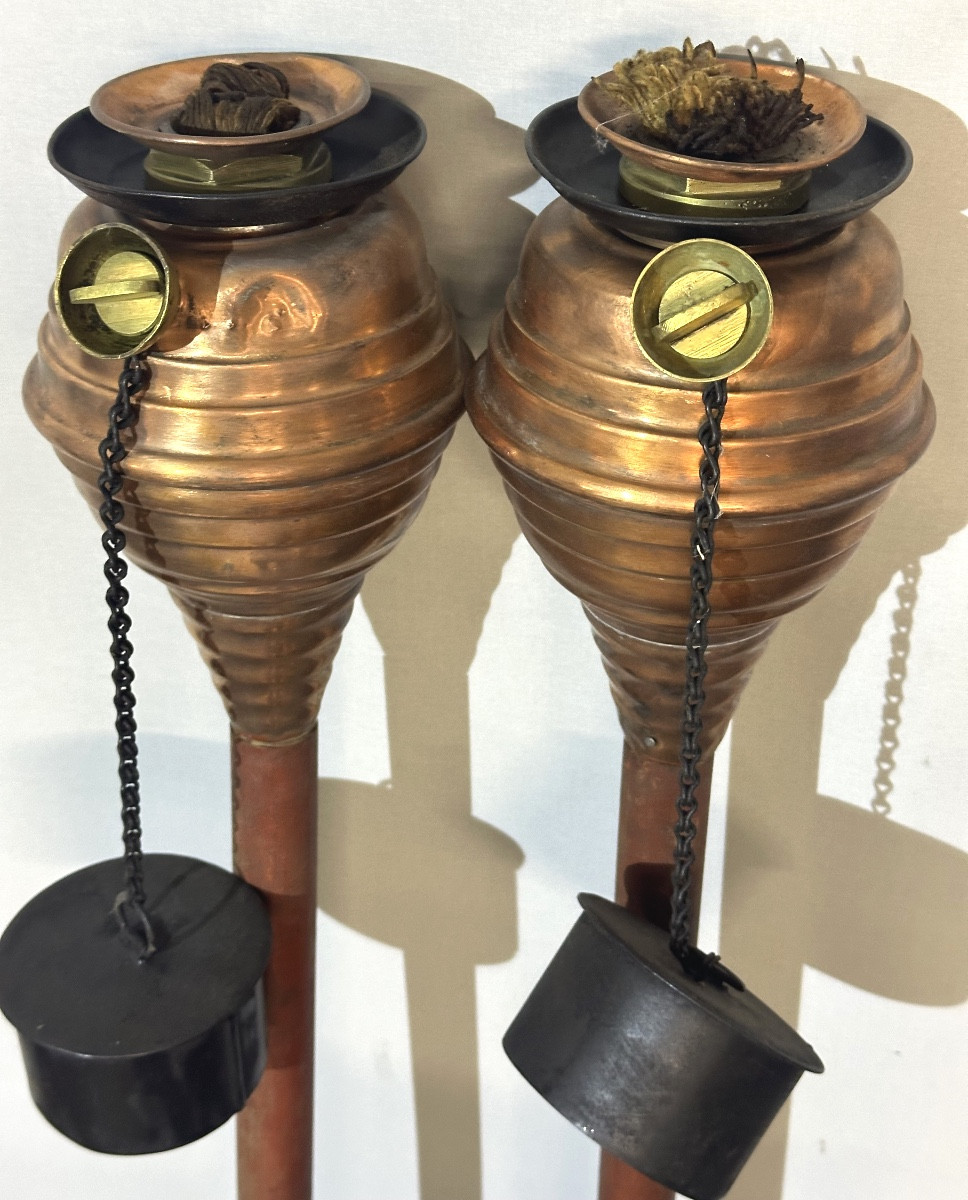 Antique Pair Of Garden Torches In Wood, Copper And Brass. For A Mosquito-repellent Ambiance.-photo-3