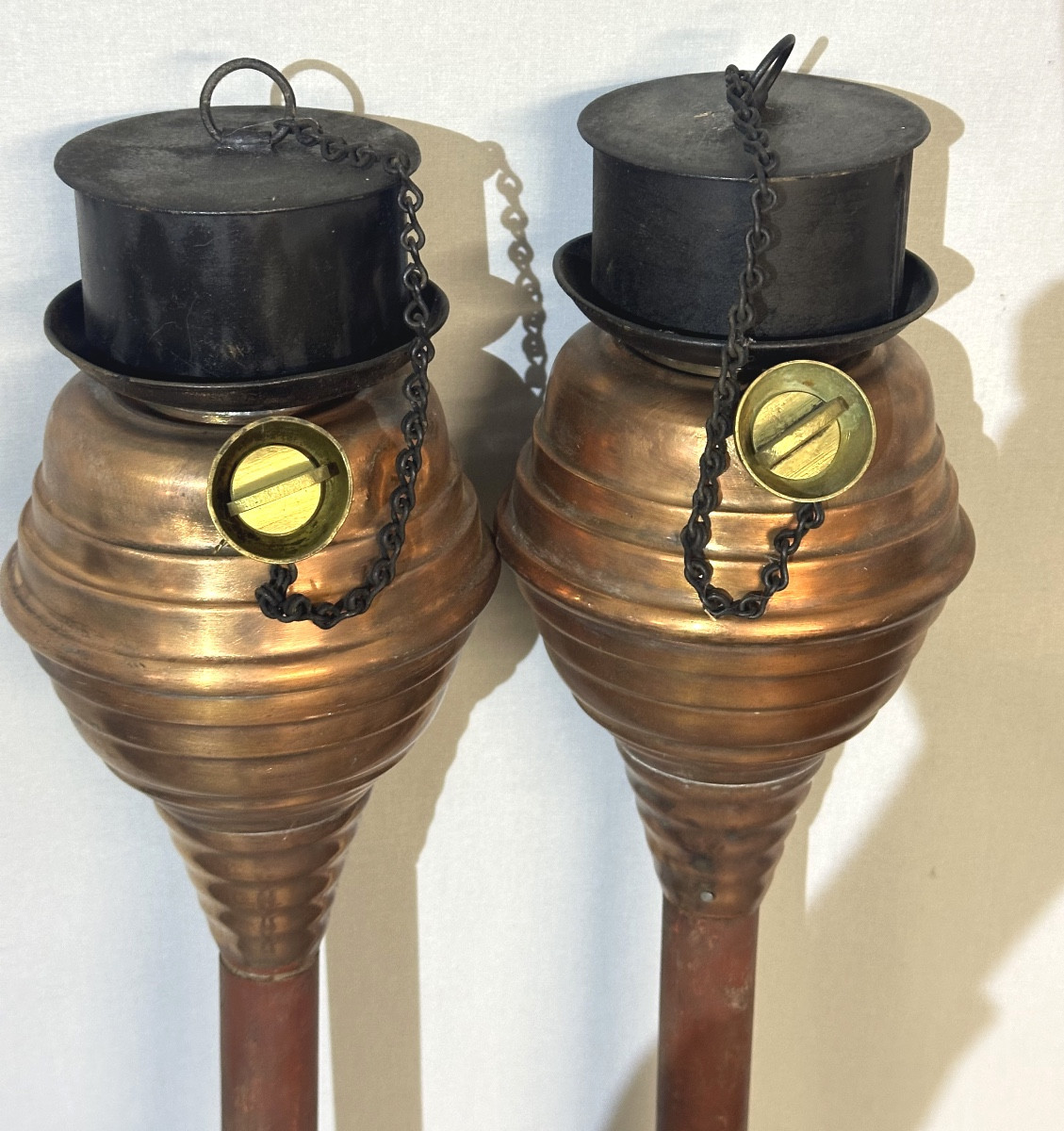 Antique Pair Of Garden Torches In Wood, Copper And Brass. For A Mosquito-repellent Ambiance.-photo-4