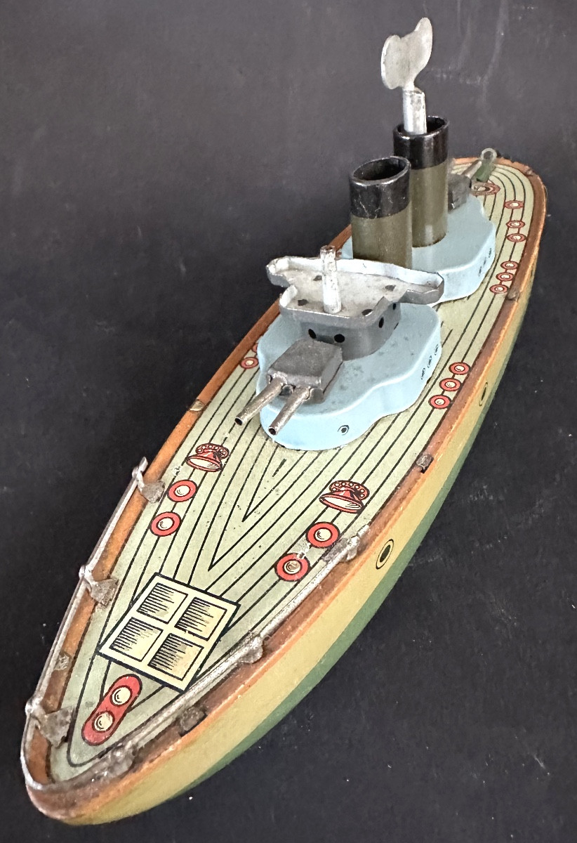 Jouet canonnière allemande mécanique CKA avec clé en tôle lithographiée et peinte /4-photo-3