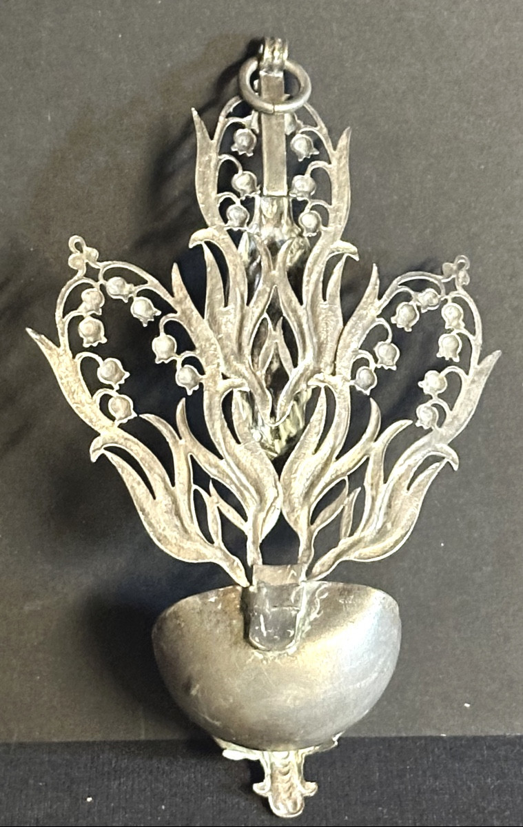 Délicat bénitier à décor de muguet finement ajouré Vers 1900 en très bon état -photo-3