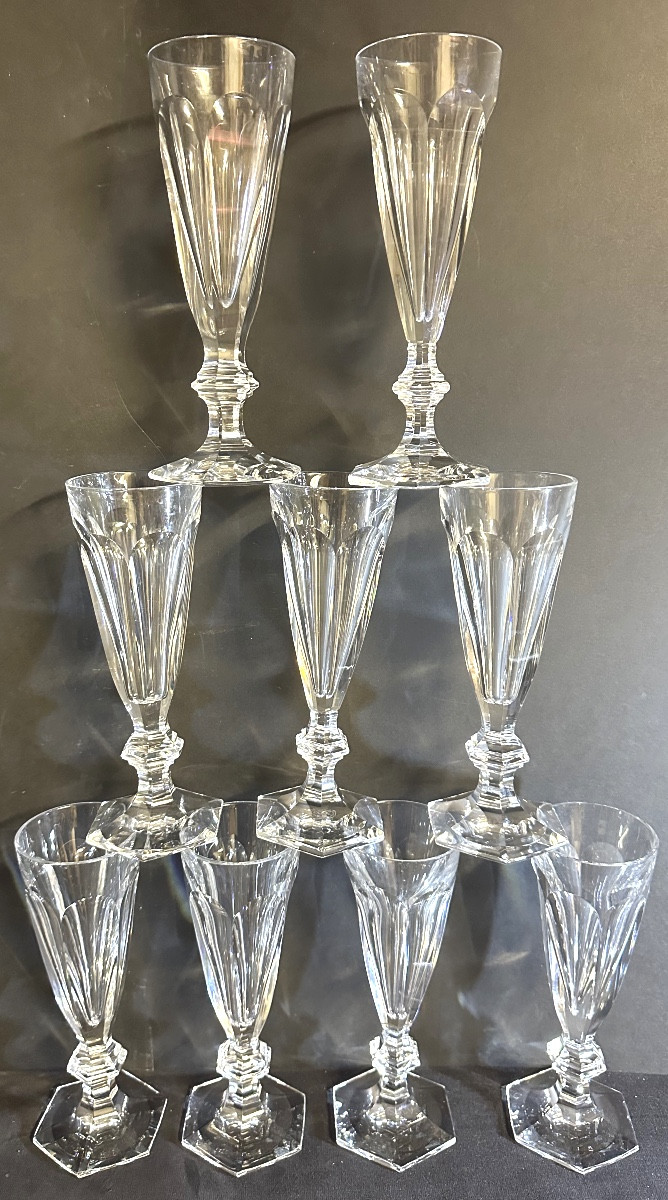 Baccarat 9 Crystal Champagne Flutes, Harcourt Model 1841, Signed. In Very Good Condition. 
