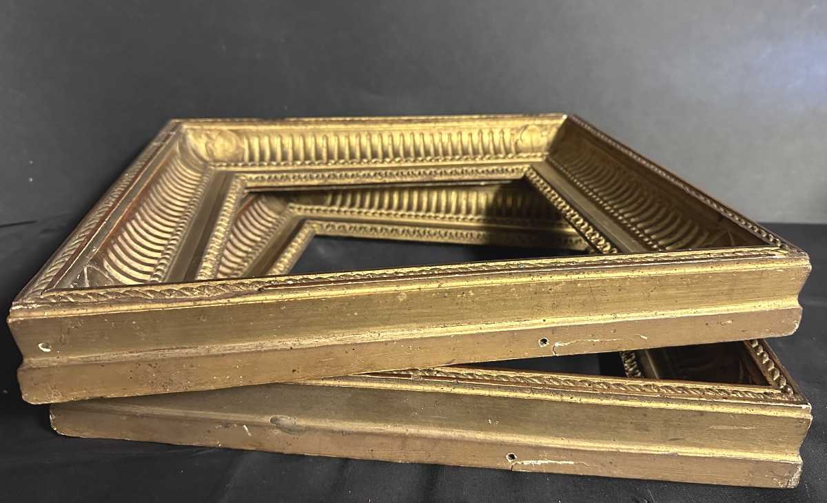 RARE paire de cadres à canaux XIXe 25x21,5cm en bois doré -photo-1