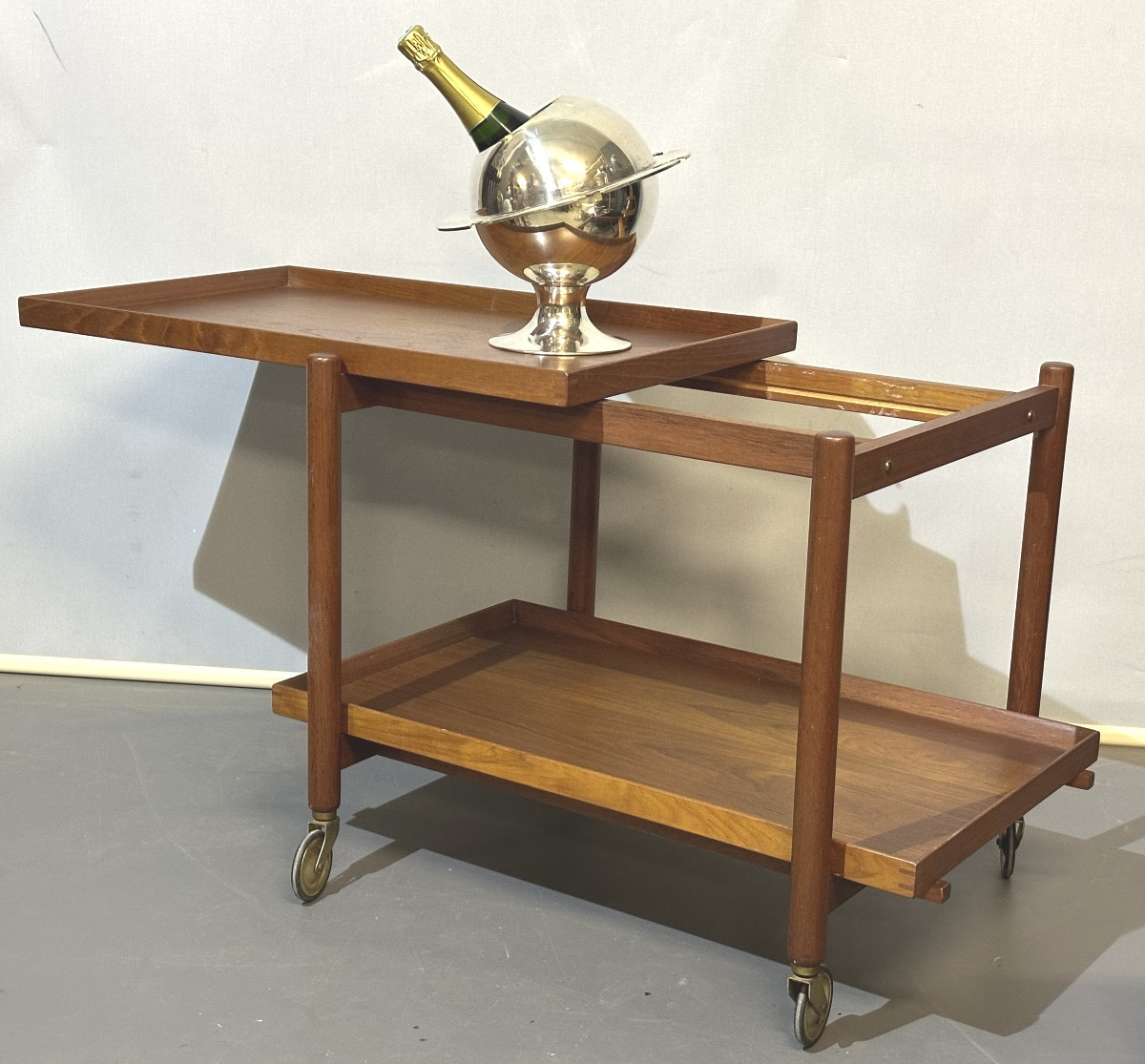 Poul Hundevad Rolling Serving Table For Vadrup Denmark 1960 Vintage Trolley Signed-photo-4