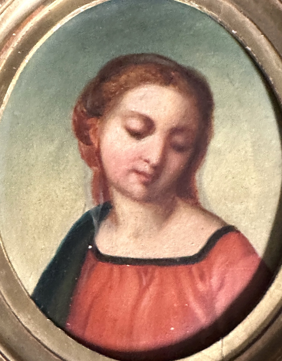 19th-century Oil Painting Of The Madonna In A Red Robe In Its Oval Frame -photo-2