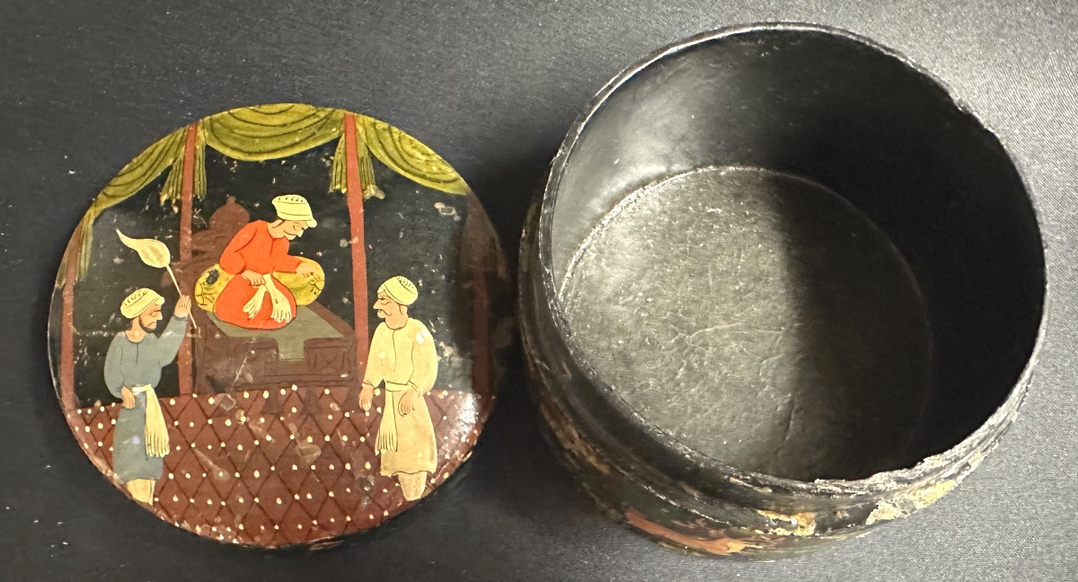 Boîte KADJAR XIXe en papier mâché Perse Iran Qajar -photo-3