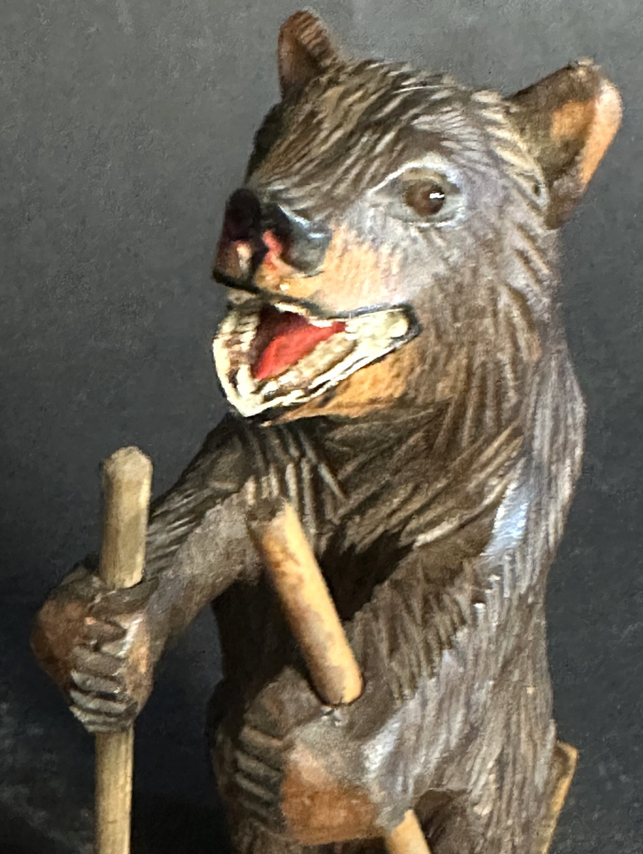 Rare Skiing Bear Sculpture, Black Forest, Brienz, Switzerland-photo-3