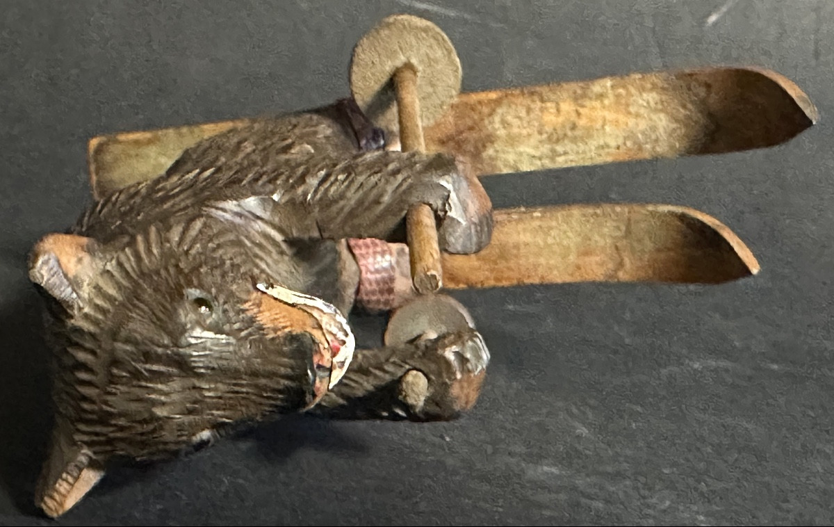 Rare Skiing Bear Sculpture, Black Forest, Brienz, Switzerland-photo-3