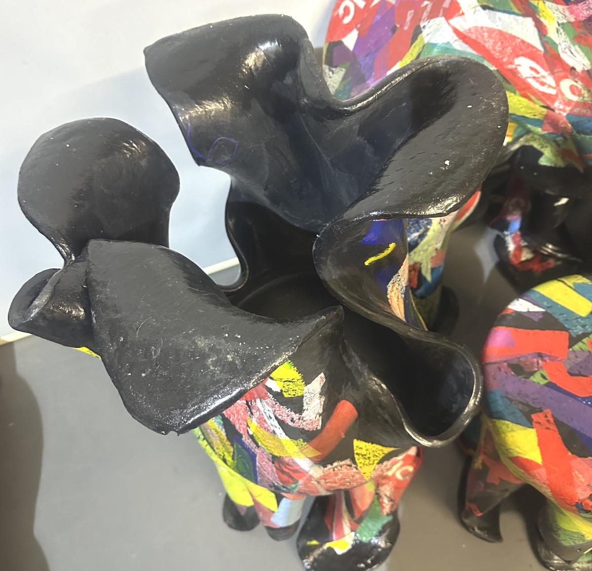 BÄR et KNELL Rare suite de 6 sièges Design en résine recyclée Signés tabourets -photo-4