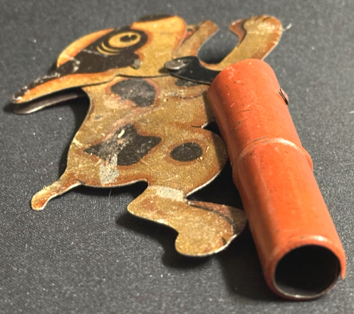 Chien aboyeur en tole lithographiée Sifflet Benjamin Rabier attribué /18 -photo-3