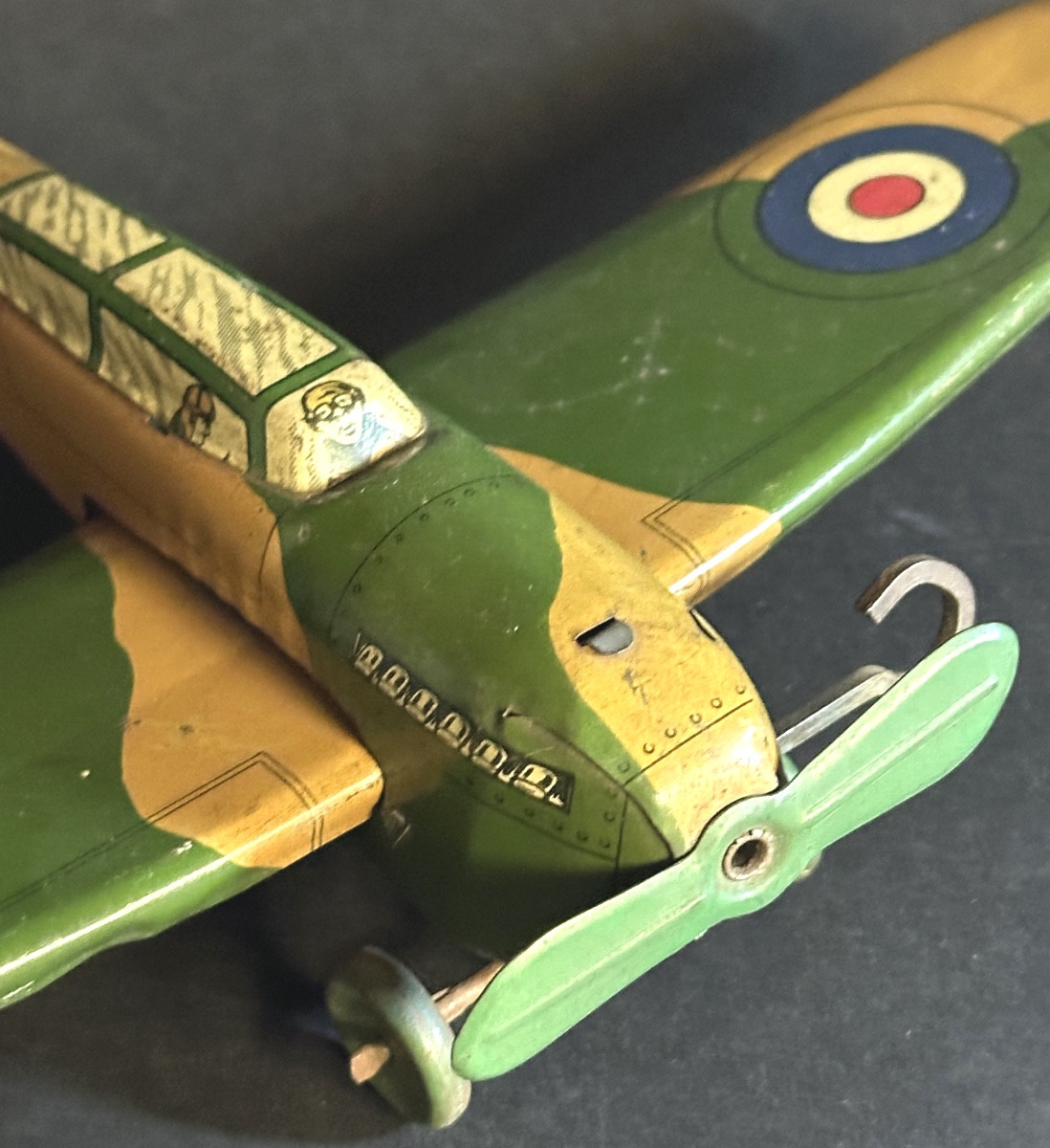Wells Brimtoy Lithographed Tinplate Airplane With Key Made In England Very Good Condition /19-photo-3
