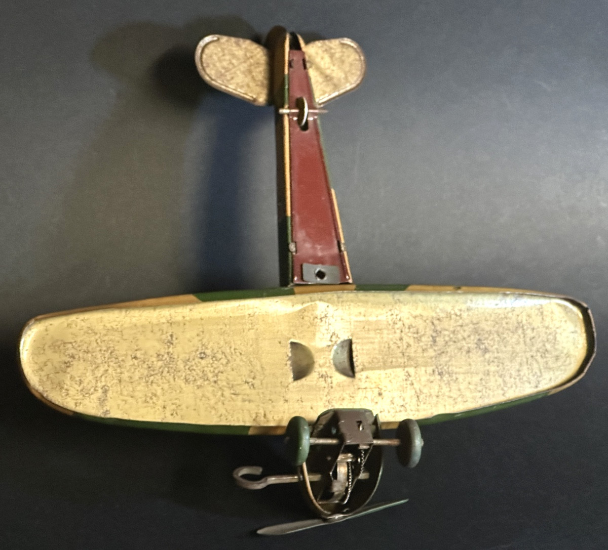 Wells Brimtoy Lithographed Tinplate Airplane With Key Made In England Very Good Condition /19-photo-6