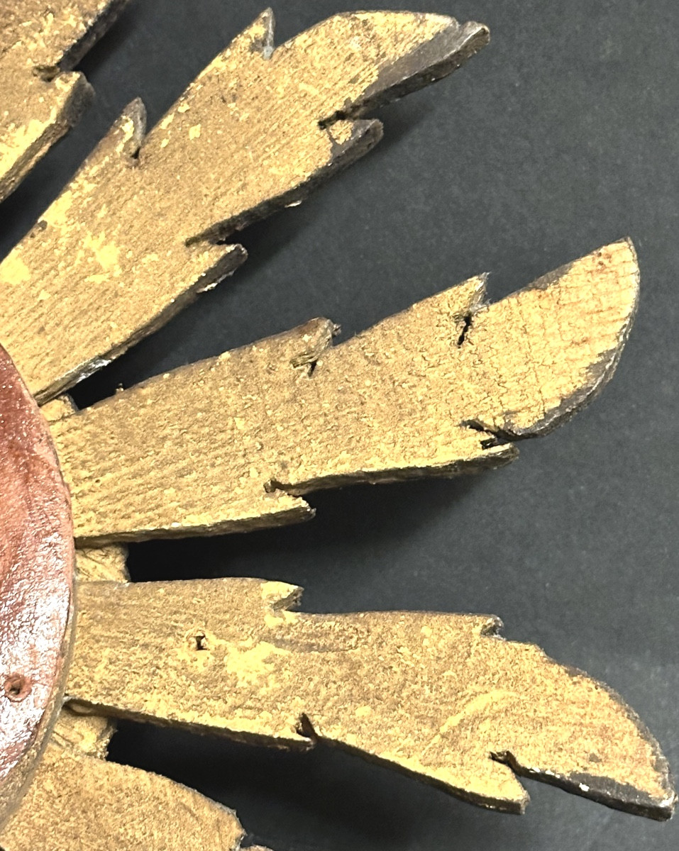 Witch's Sun Mirror 27.5 Cm In Curved And Distorting Gilded Wood Curiosity-photo-1