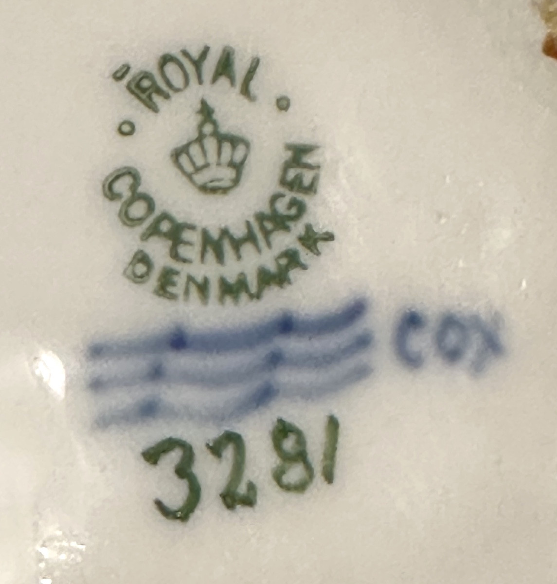 Royal Copenhagen Denmark Porcelain Cat By Theodor Madsen 3281 Very Good Condition-photo-4