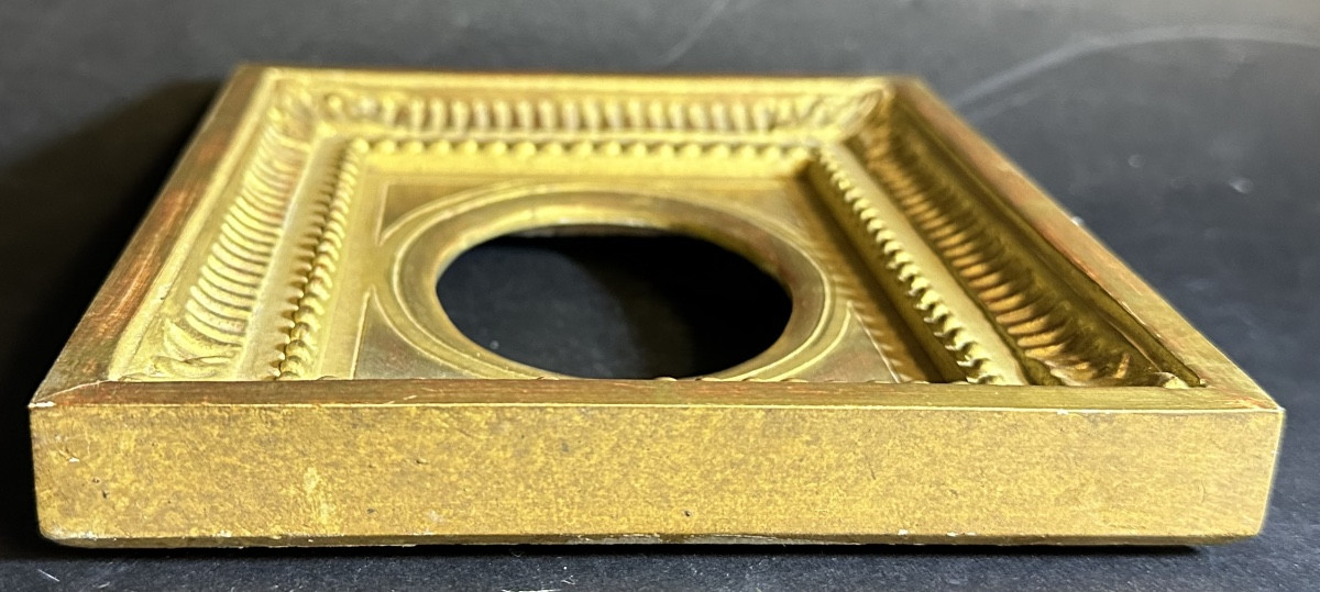 Antique Louis XVI Style Giltwood Frame, Early 20th Century In Very Good Condition-photo-2