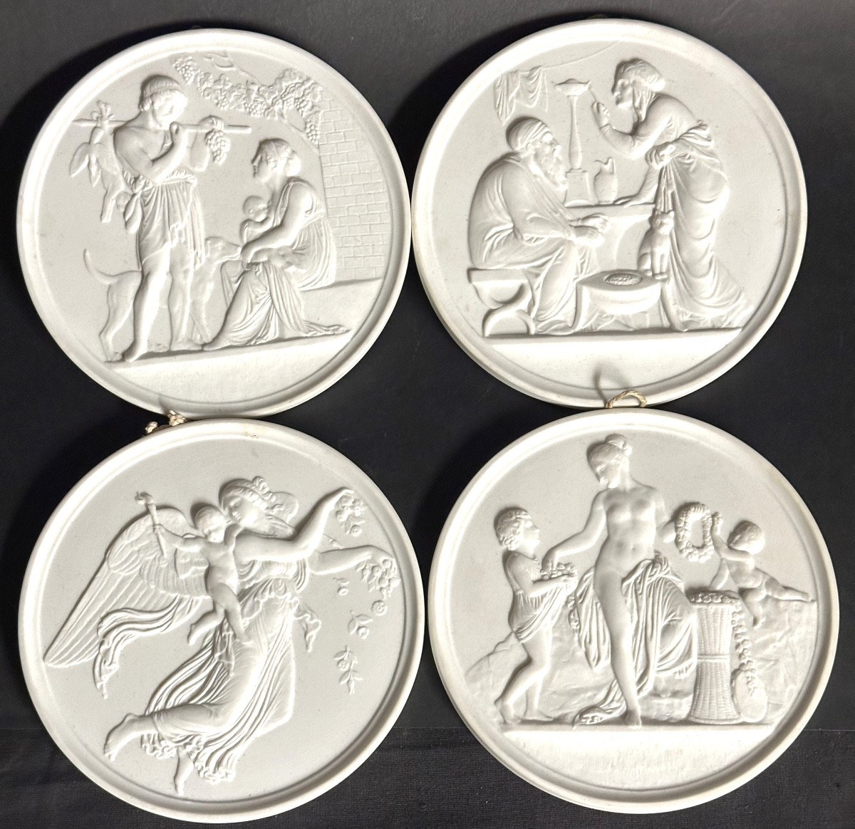 Bing Et Grondahl Copenhagen Suite Of 4 Porcelain Cookies Spring Day Autumn Winter
