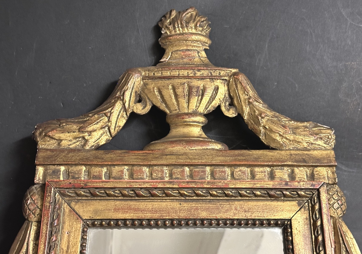Miroir à fronton Louis XVI époque XVIIIe en bois doré et patiné 64,5 cm-photo-2