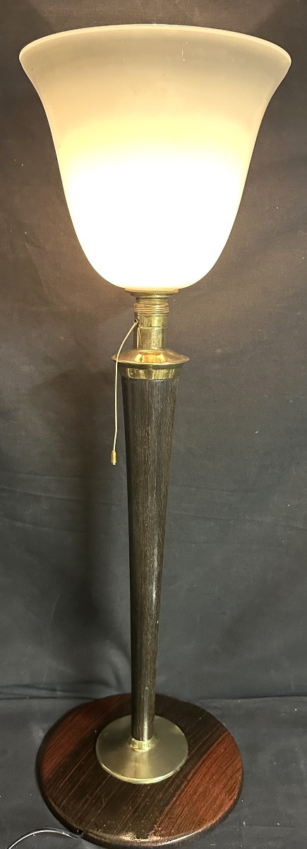 Antique Mazda Lamp In Very Good Condition Circa 1960 With Its Opaline Glass.