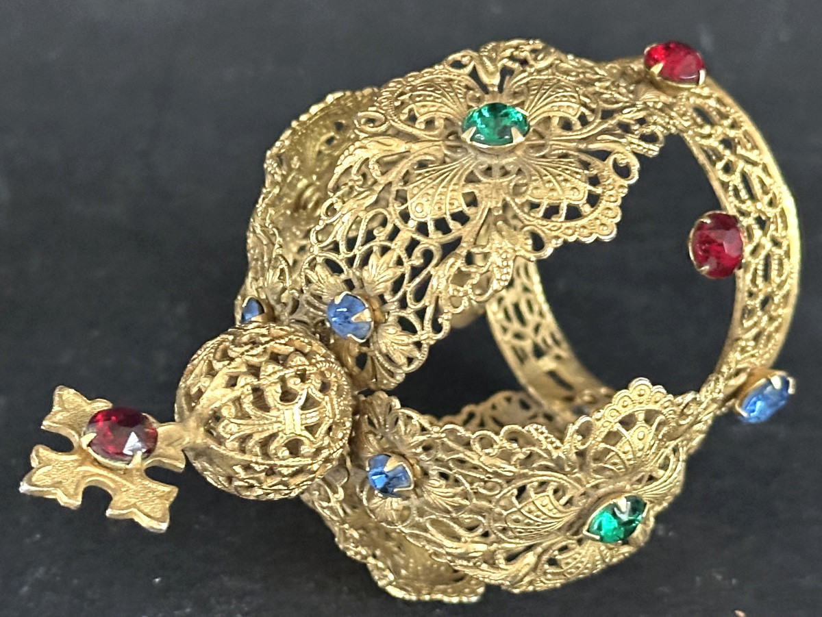 Petite couronne statue Vierge en laiton doré avec strass -photo-4